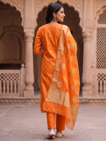 Noor orange brocade kurta set, back view
